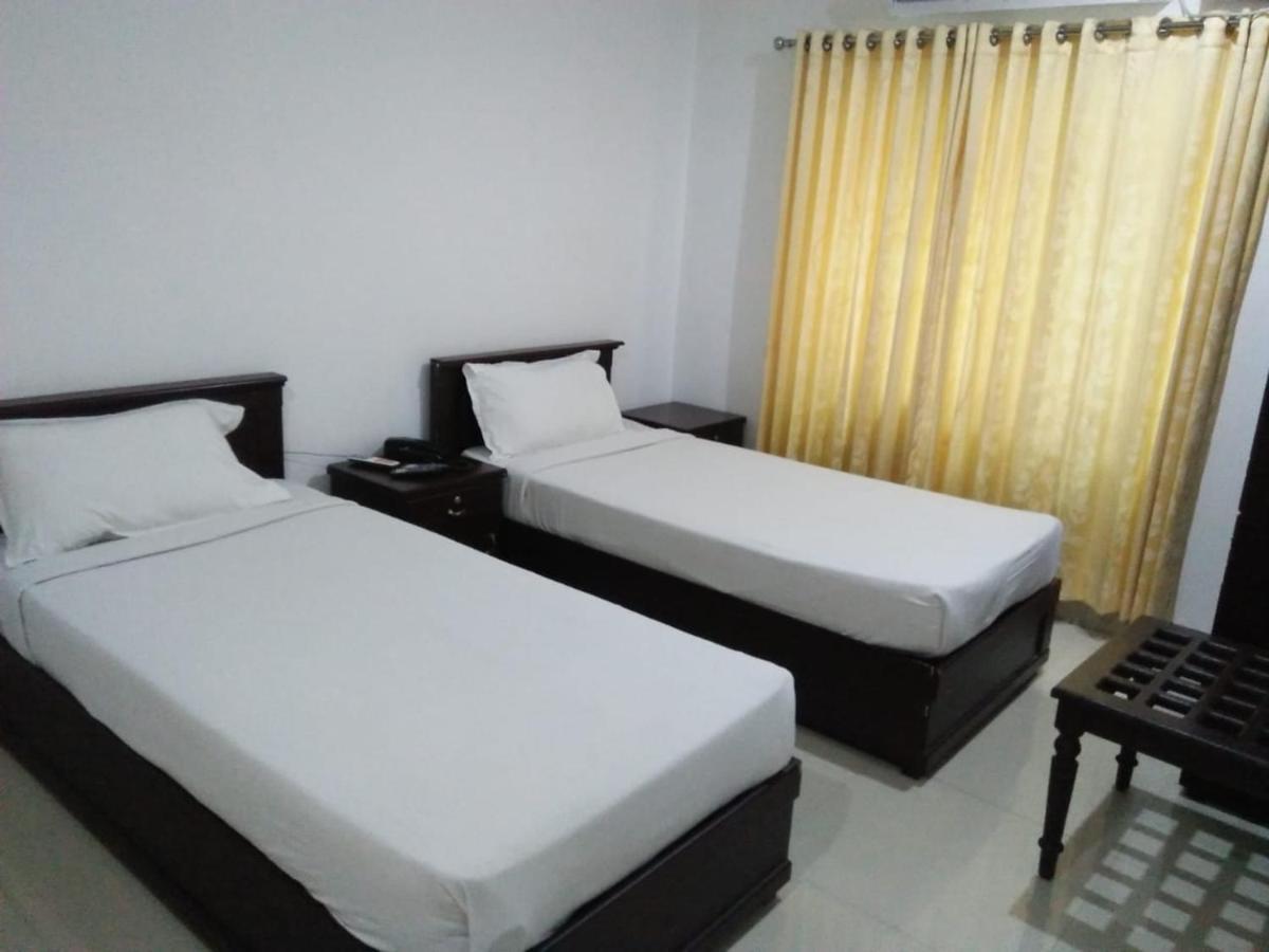 Mp Residancy Hotel Perintalmanna Exterior photo